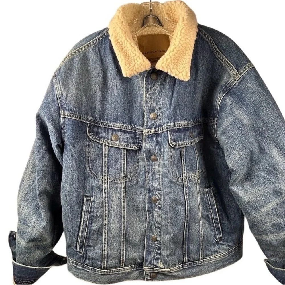 American Eagle Men's Sherpa Lined Denim Trucker Jacket Blue‎ Size M